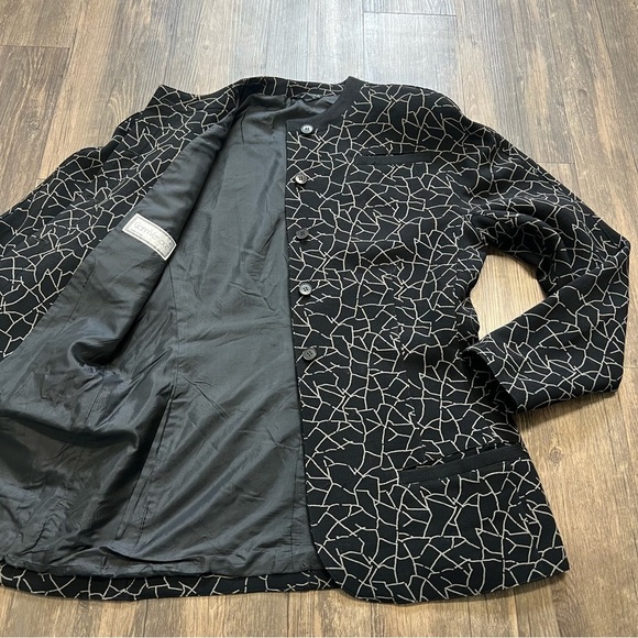 Gianni Versace Vtg Black White Wool Shearling Coat Button Jacket Retro Y2W 10 - Picture 11 of 17